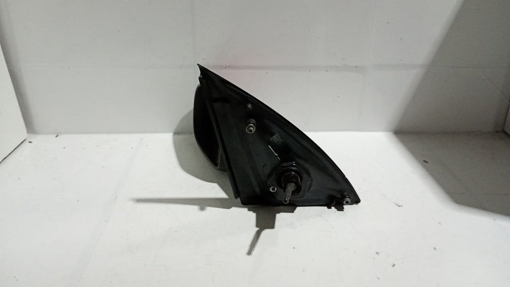 Retrovisor Dianteiro Esquerdo Chevrolet Corsa 2004/2012 Usado