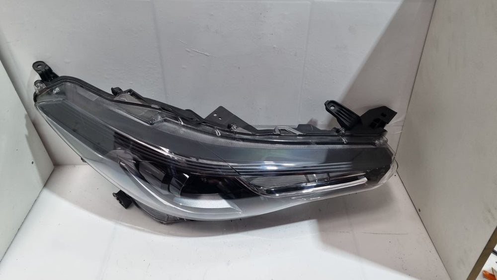 Farol Diant Dir Toyota Corolla Cross 2022/2024