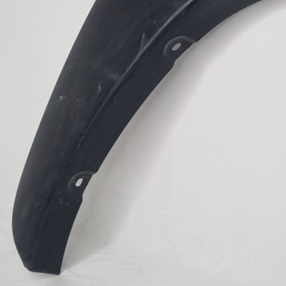 Moldura Lateral Traseira Esquerda Toyota Hilux 2016/2019 Nova