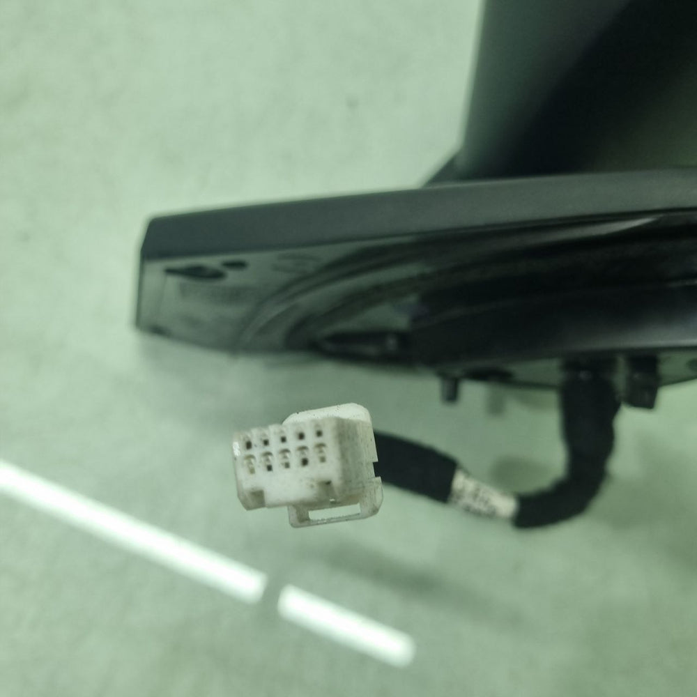 Espelho Retrovisor Esq Toyota Yaris 2019/2023 Usado