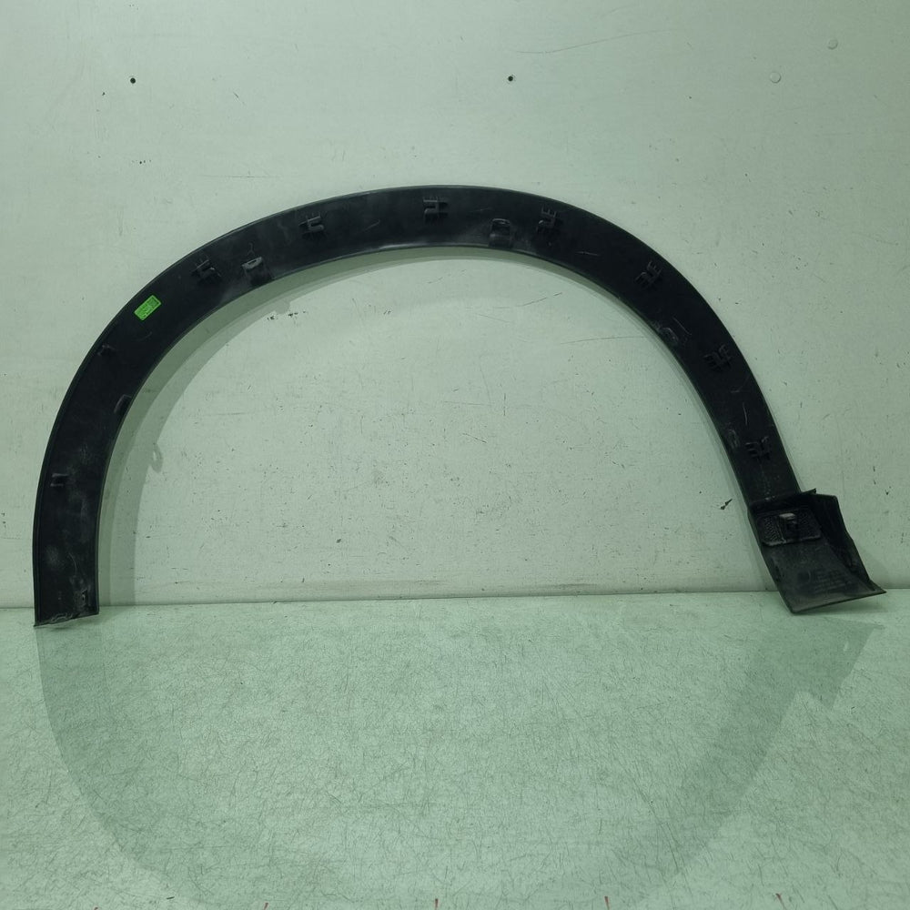 Moldura Paralama Tras Dir Honda HRV 2015/2022 Usada
