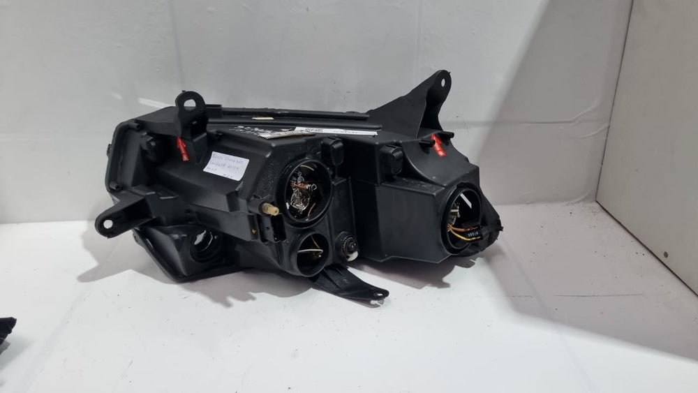 Farol Diant Esq Renault Sandero 2015/2020 Usado