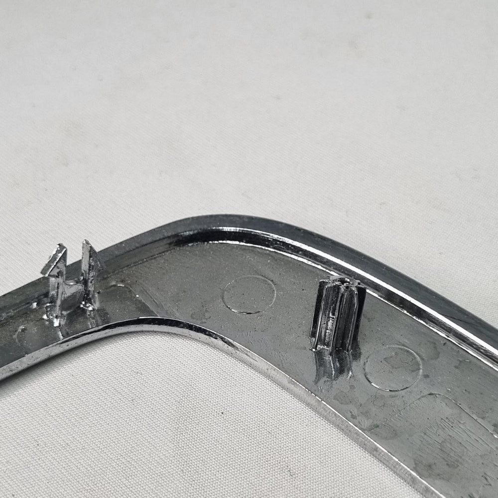 Friso Cromado Grade Dianteira Superior Fiat Palio 2008/2012 Novo