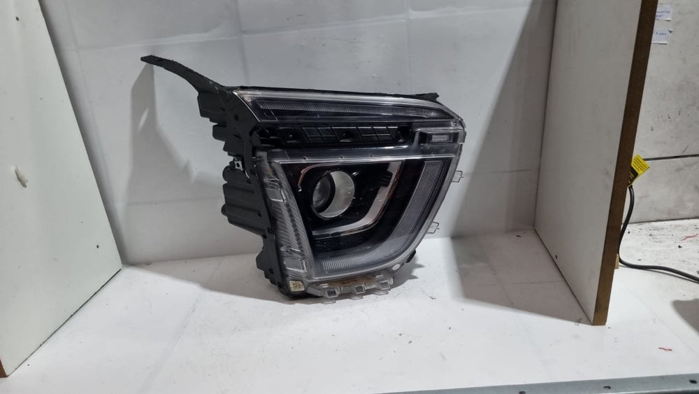 Farol Dianteiro Direito Hyundai Creta 2022/2024 Usado