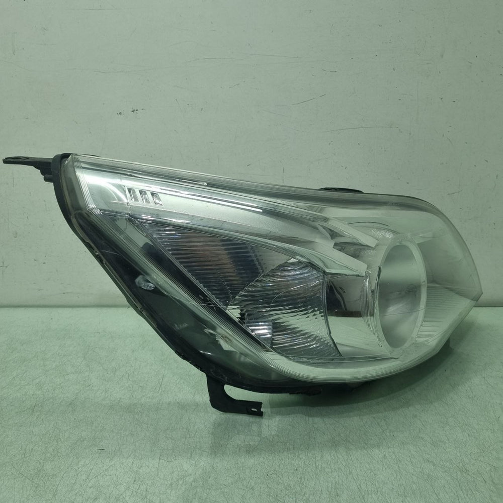 Farol Diant Esq Toyota Prius 2009/2015 Usado