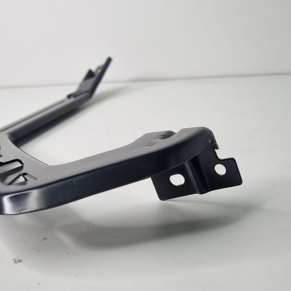 Suporte Parachoque Dianteiro Inferior Direito Hyundai HB20 2013/2019 Novo