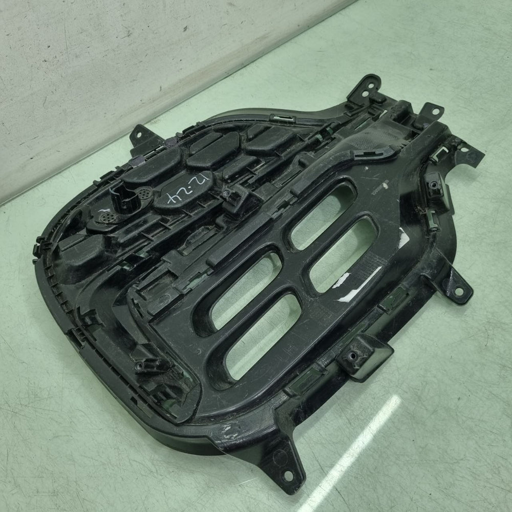 Moldura Farol Milha Dir Hyundai Creta 2017/2022 Usado