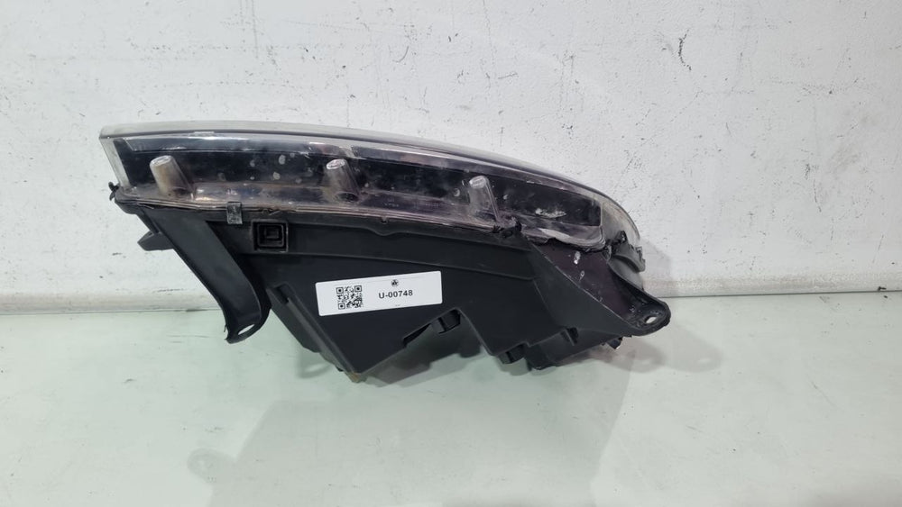 Farol Diant Esq Dacia Sandero 2015/2019 Usado