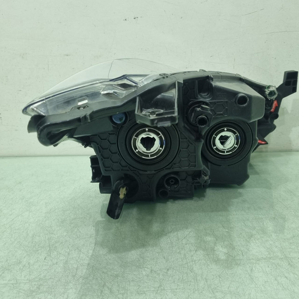 Farol Esquerdo Nissan Kicks 2016/2020 Usado Recuperado