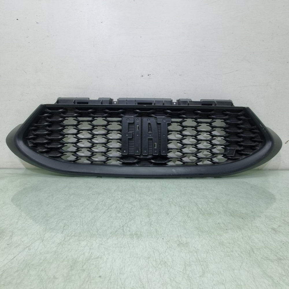 Grade Diant Fiat Strada 2020/2025 Usada