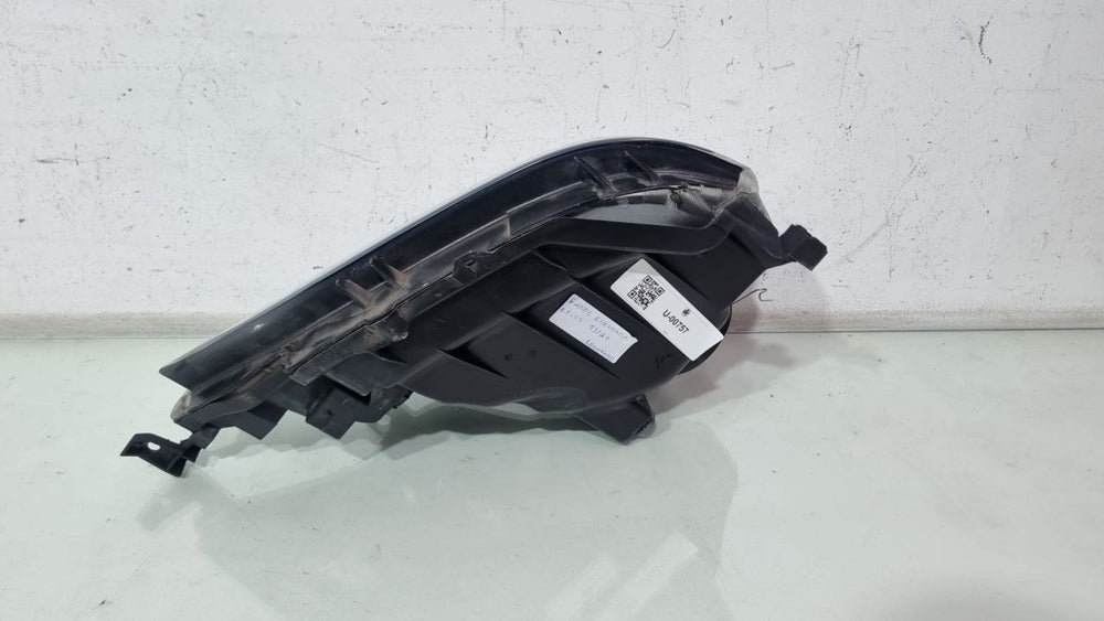 Farol Diant Esq Toyota Etios 2013/2021 Usado