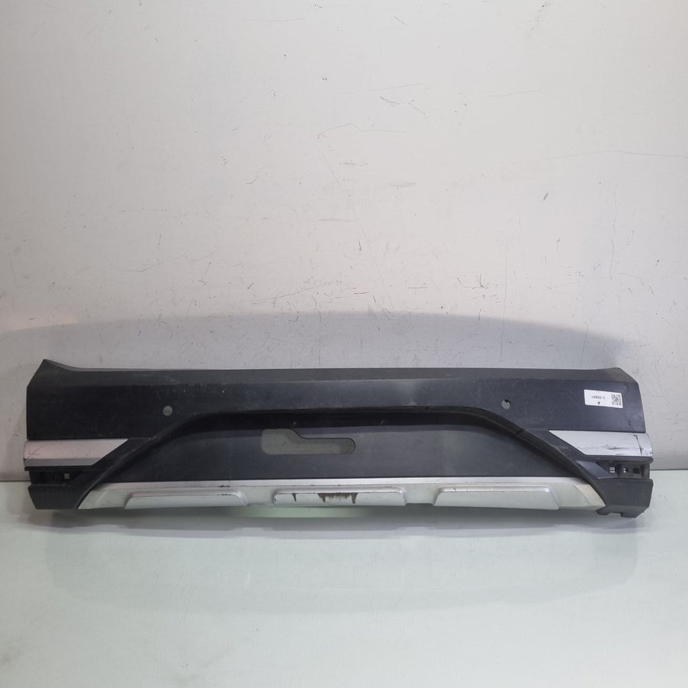 Friso Tras Central Renault Sandero Cross 18/22 Usado