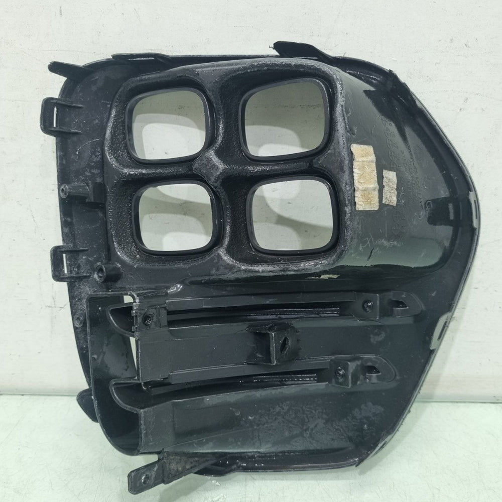 Moldura Farol Milha Dir Kia Sportage 2016/2018 Usado