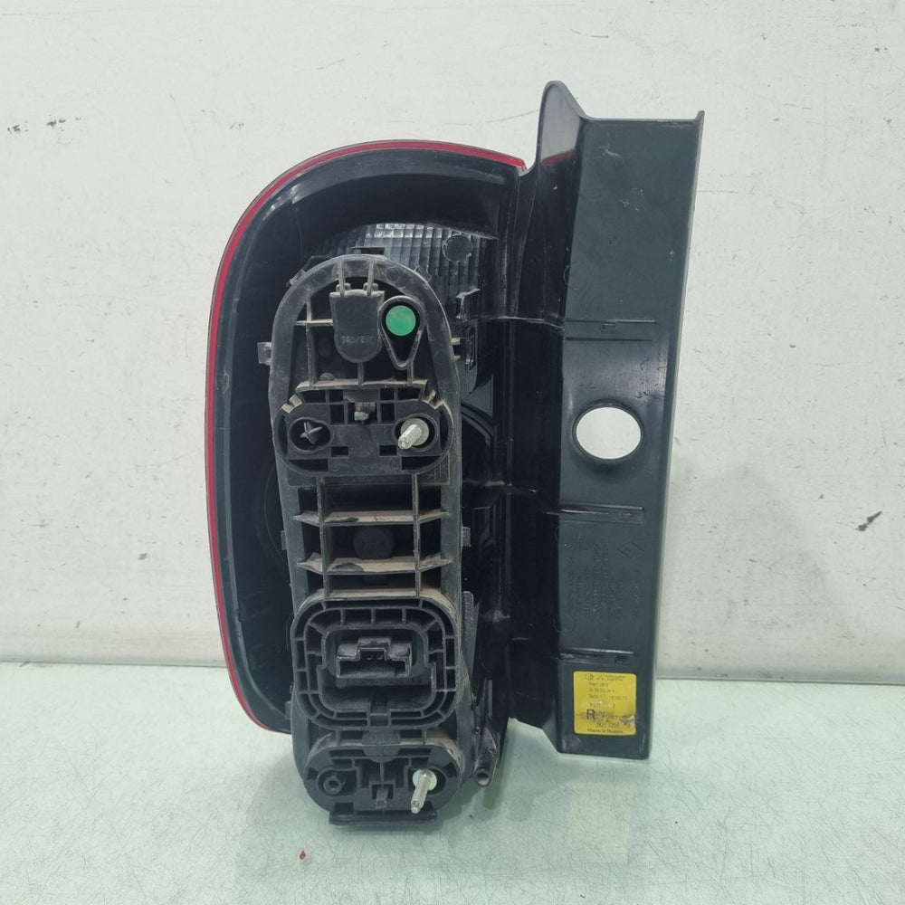 Lanterna Tras Dir Renault Duster 2011/2015 Usada