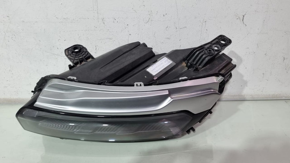 Farol Diant Esq Jeep Commander 2021/2024 Usado