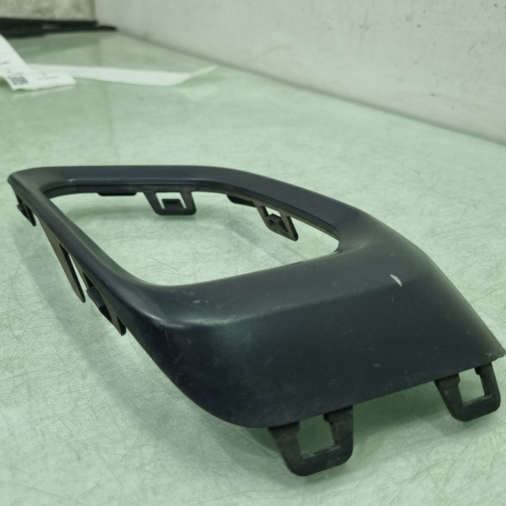 Moldura Farol Milha Dir Jeep Renegade 2023/2026 Usado