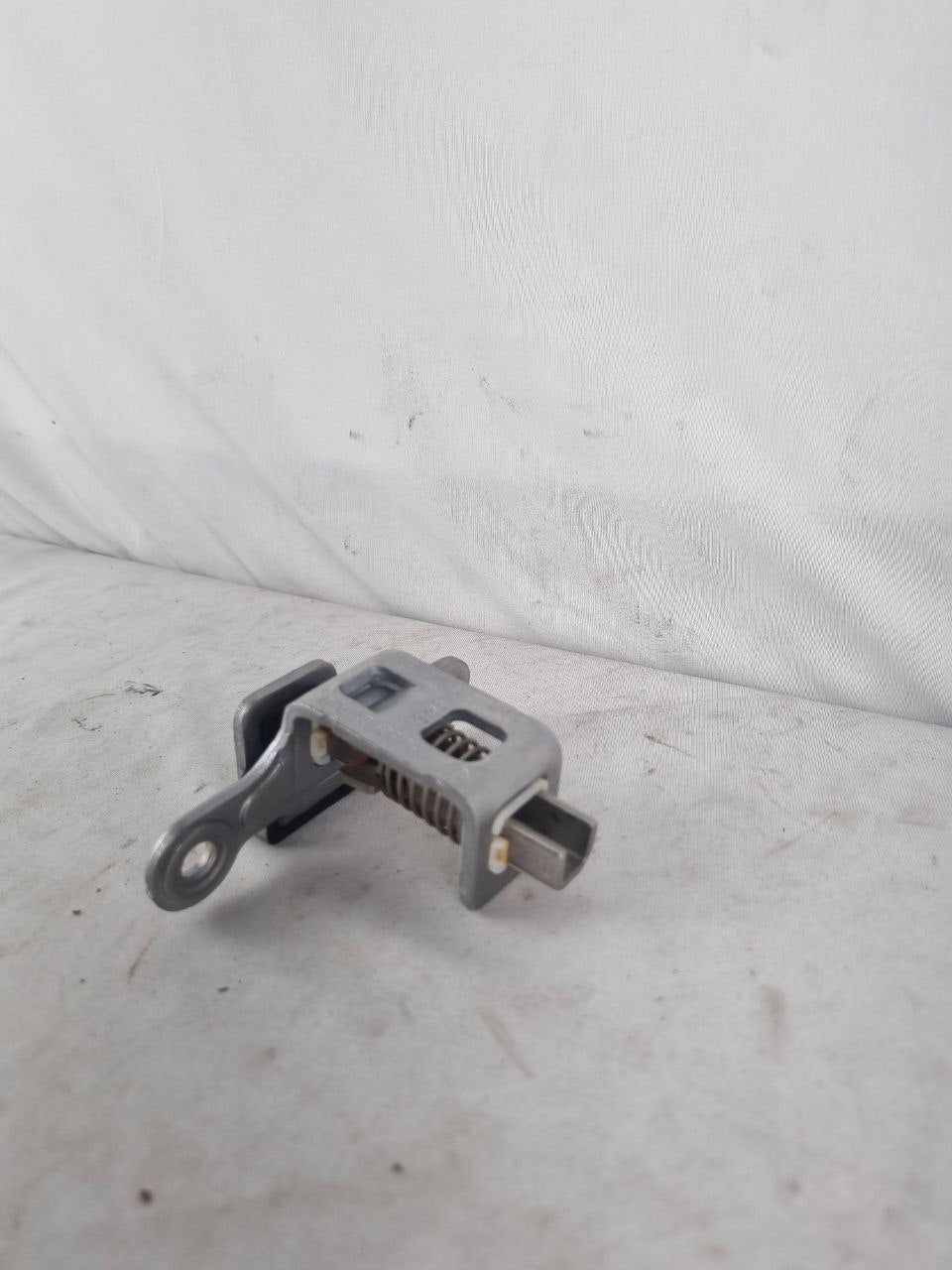 Fechadura Tampa Caçamba VW Amarok 2010/2023 Nova