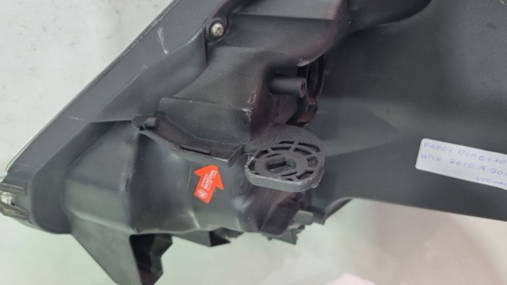Farol Diant Dir Honda HRV 2016/2018 Usado