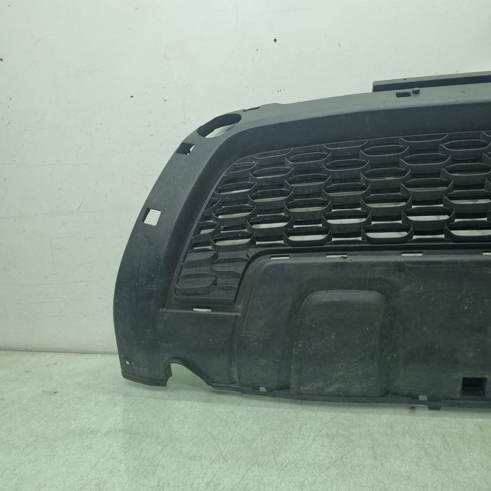 Grade Diant Renault Sandero 2019/2023 Usada