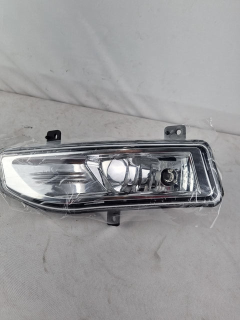 Farol de Milha Dianteiro Esquerdo Nissan Kicks 2017/2022 Novo