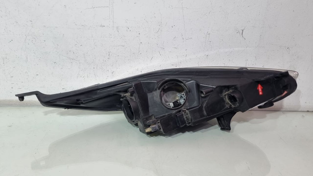 Farol Esq Ford New Fiesta 2014/2019 Usado