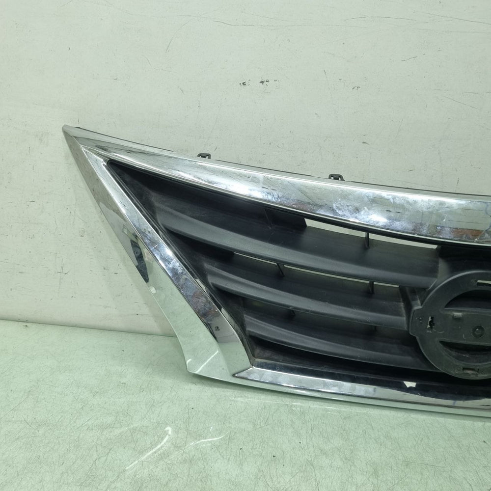 Grade Diant Nissan Versa 16/18 Usada