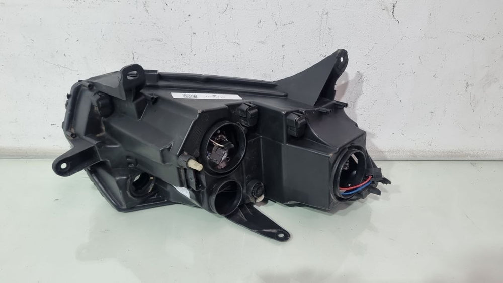 Farol Diant Esq Dacia Sandero 2015/2019 Usado