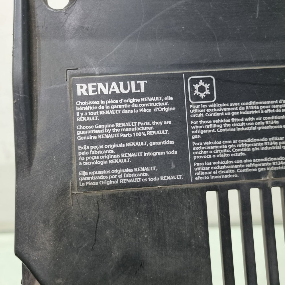 Grade Diant Renault Fluence 2011/2015 Usada
