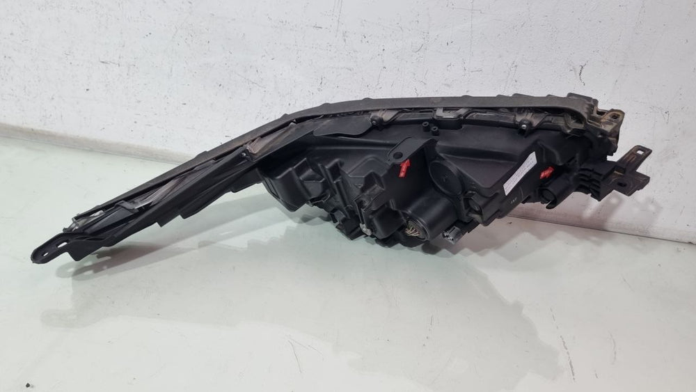 Farol Esq Toyota Hilux SW4 Full LED 2021/2025 Usado