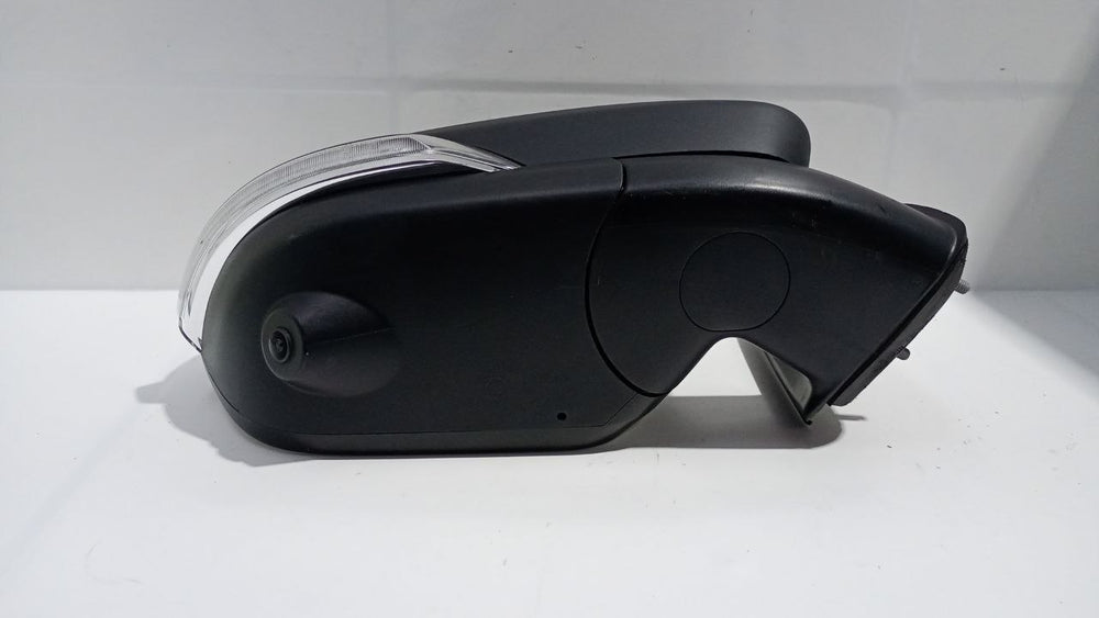 Retrovisor Dir Fiat Titanium 2024/2026 Usado