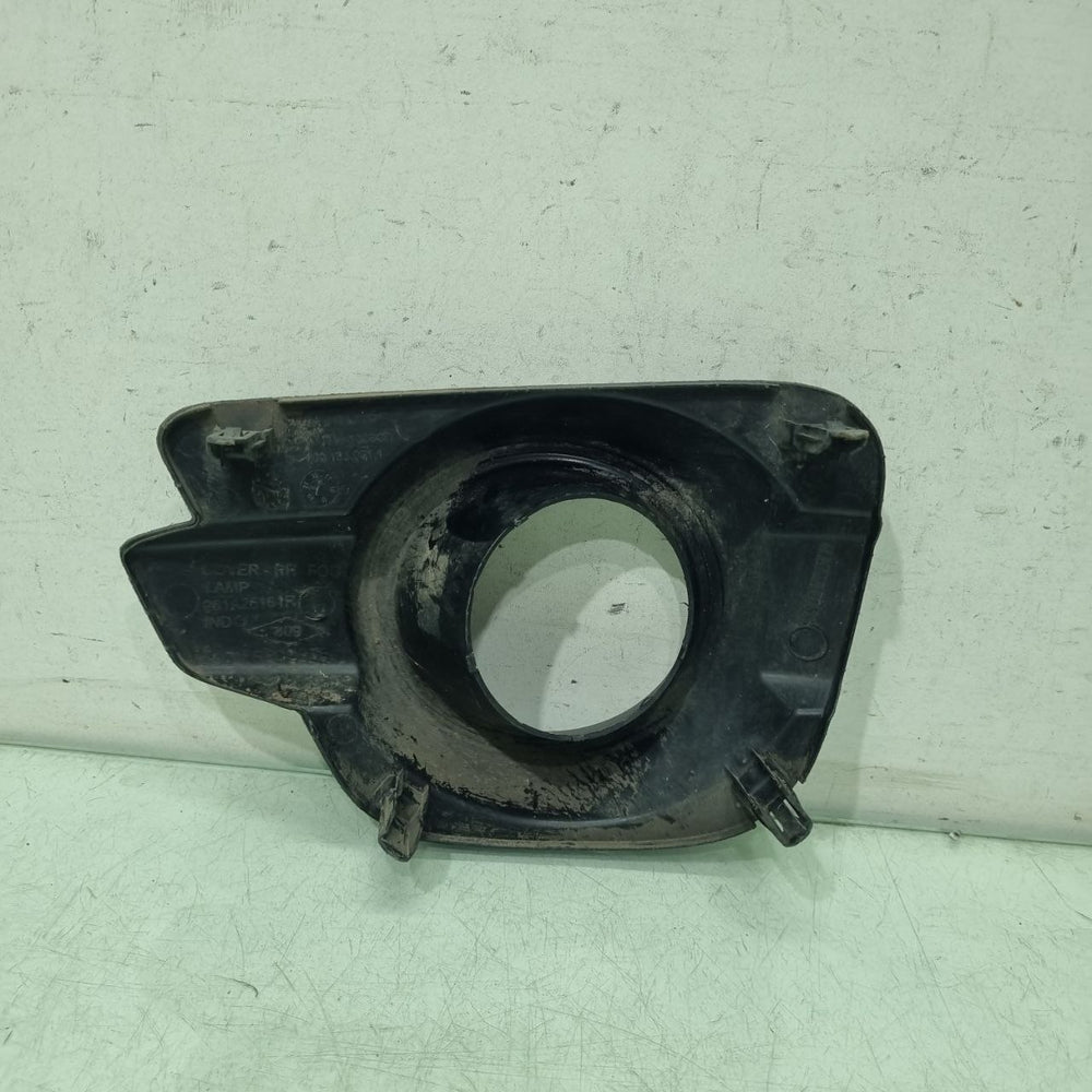 Moldura Milha Dir Renault Kwid 2017/2021 Usado