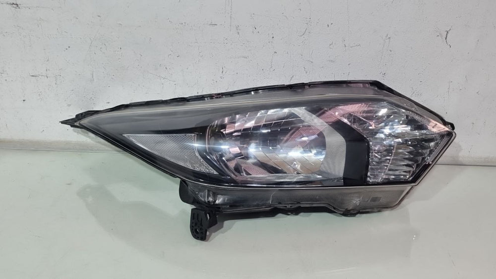 Farol Diant Dir Honda HRV 2016/2018 Usado