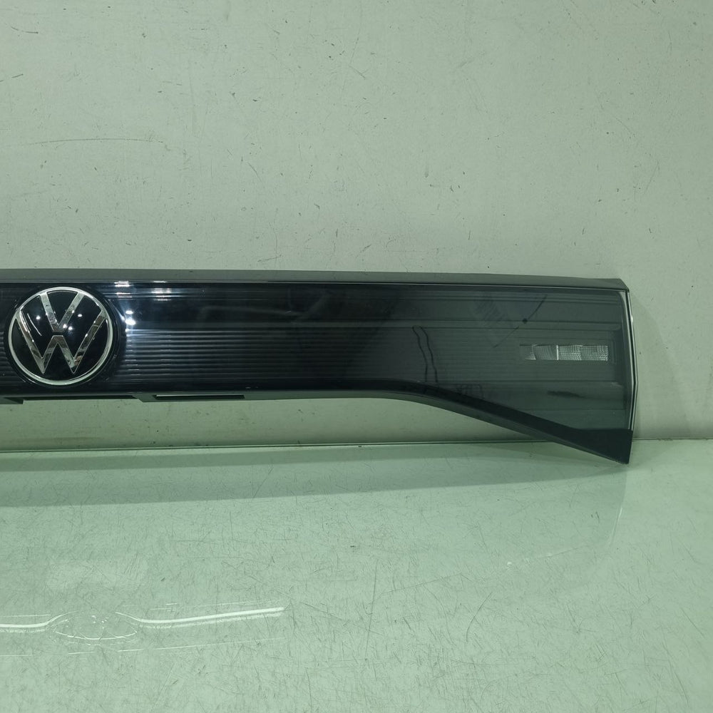 Lanterna Central Tampa VW T-Cross 2025/2026 Usada