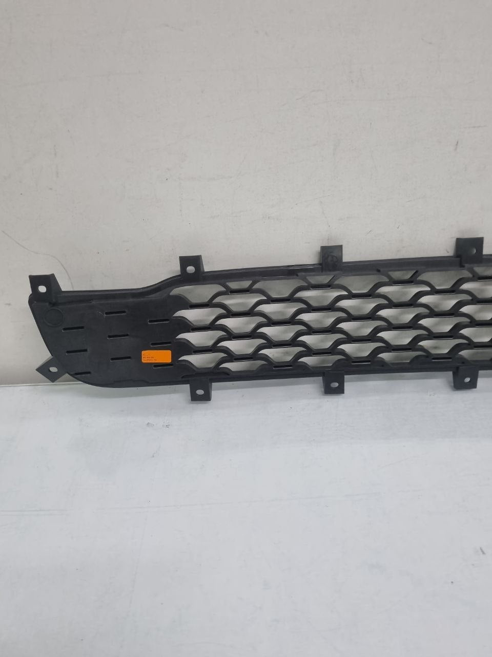 Grade Inferior Parachoque Dianteiro Fiat Strada 2014/2018 Nova