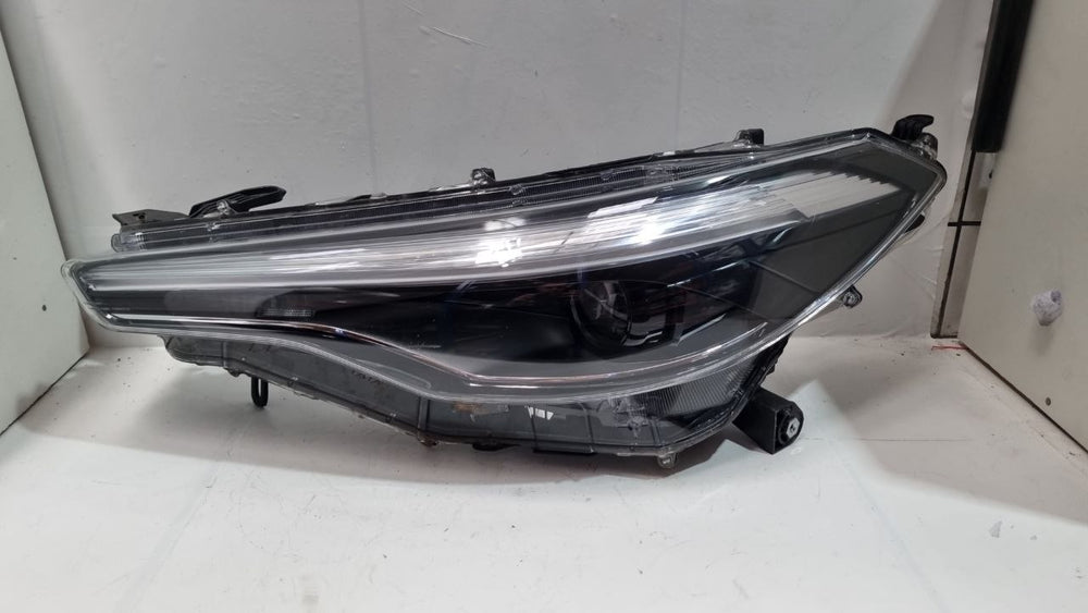 Farol Diant Esq Toyota Corolla 2020/2022 Usado