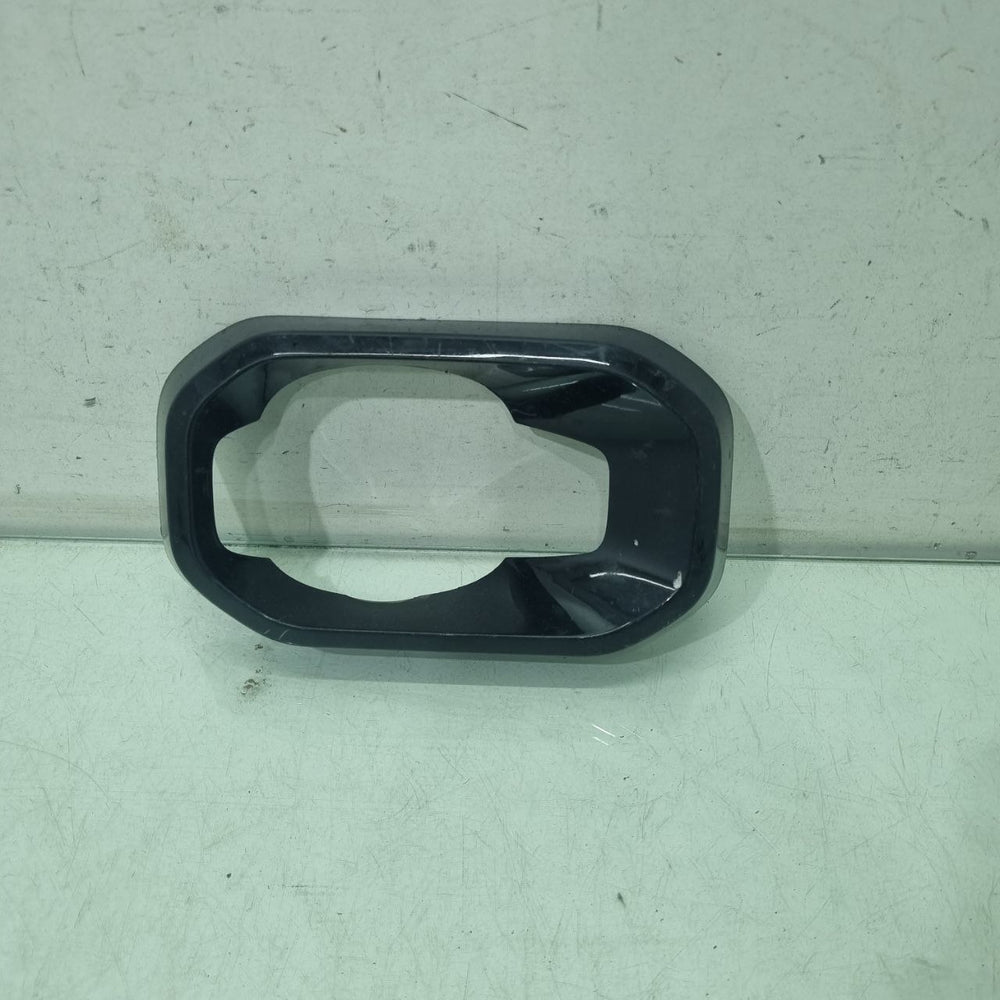 Moldura Farol Milha Sup Esq Renault Duster 21/24