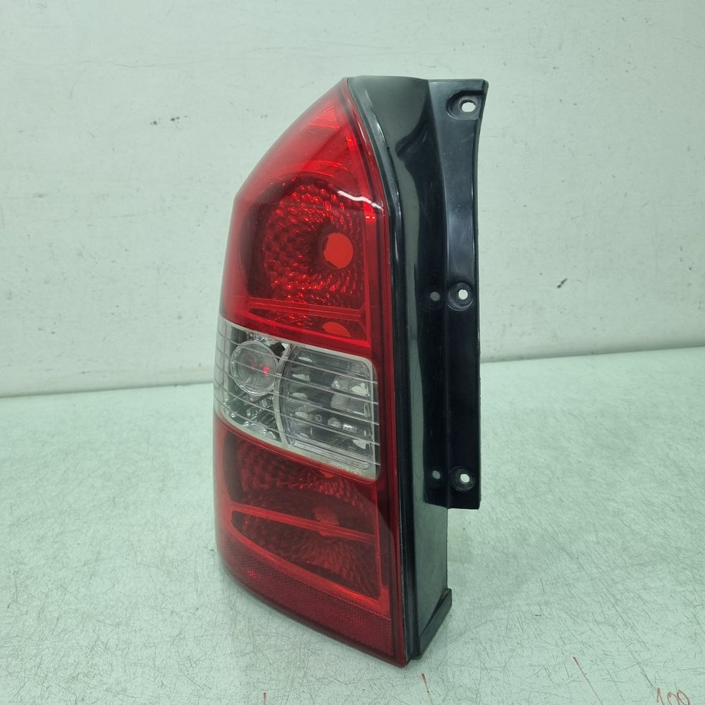 Lanterna Tras Esq Hyundai Tucson 2004/2010 Usada