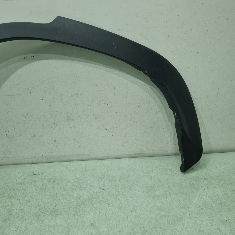 Moldura Lateral Tras Esq Toyota Corolla Cross Usado