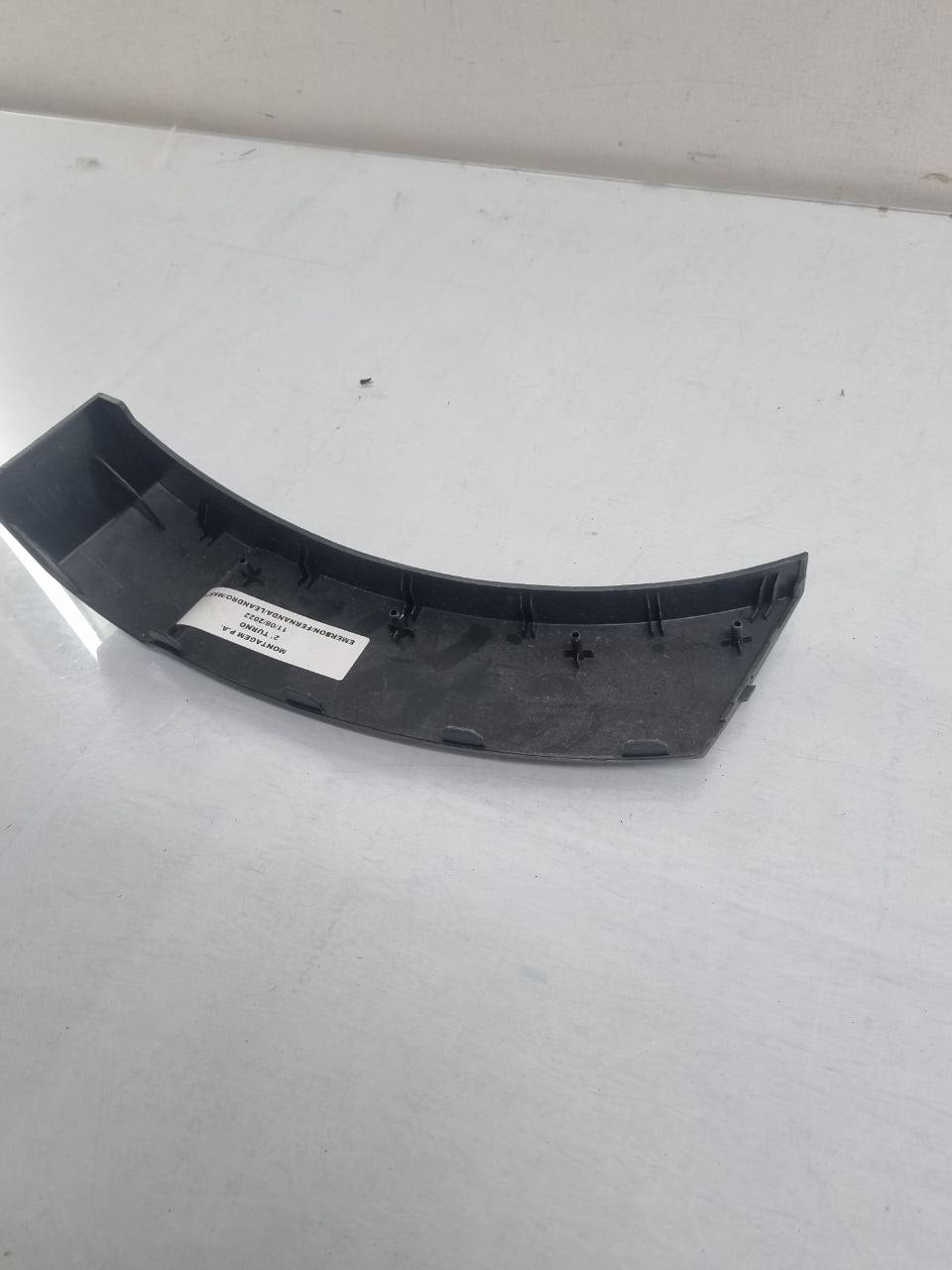 Moldura Traseira Volkswagen Saveiro G6 G7 2013/2023 Nova