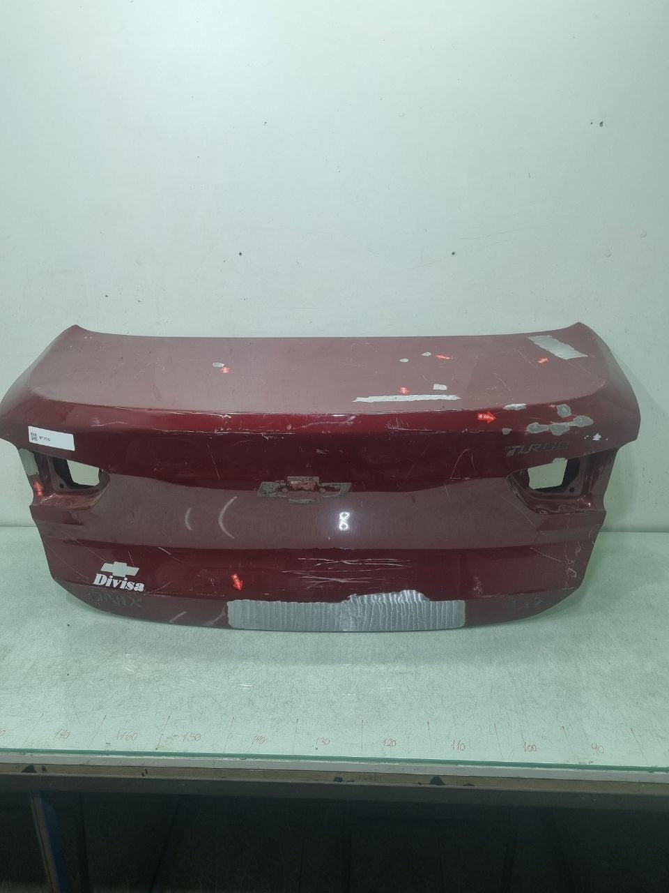 Tampa Tras GM Chevrolet Onix Sedan 2020/2024 Usado