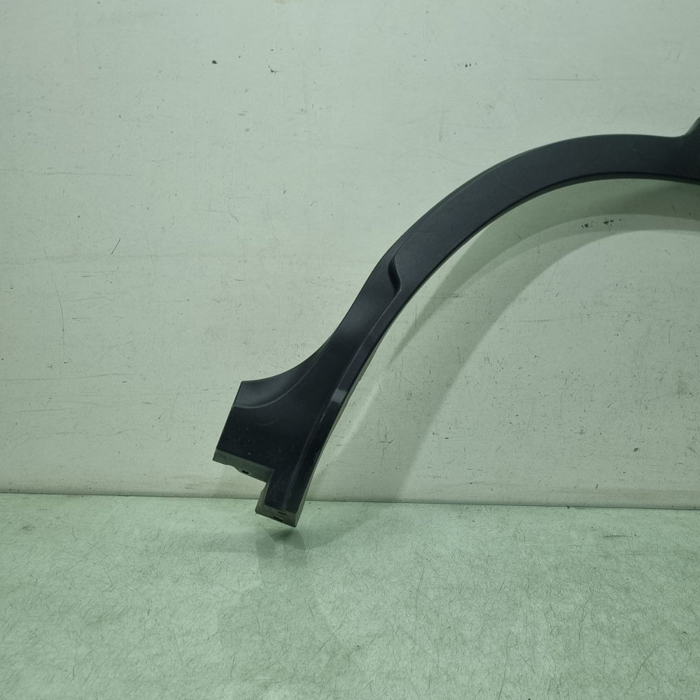 Moldura Lateral Tras Esq Toyota Corolla Cross Usado