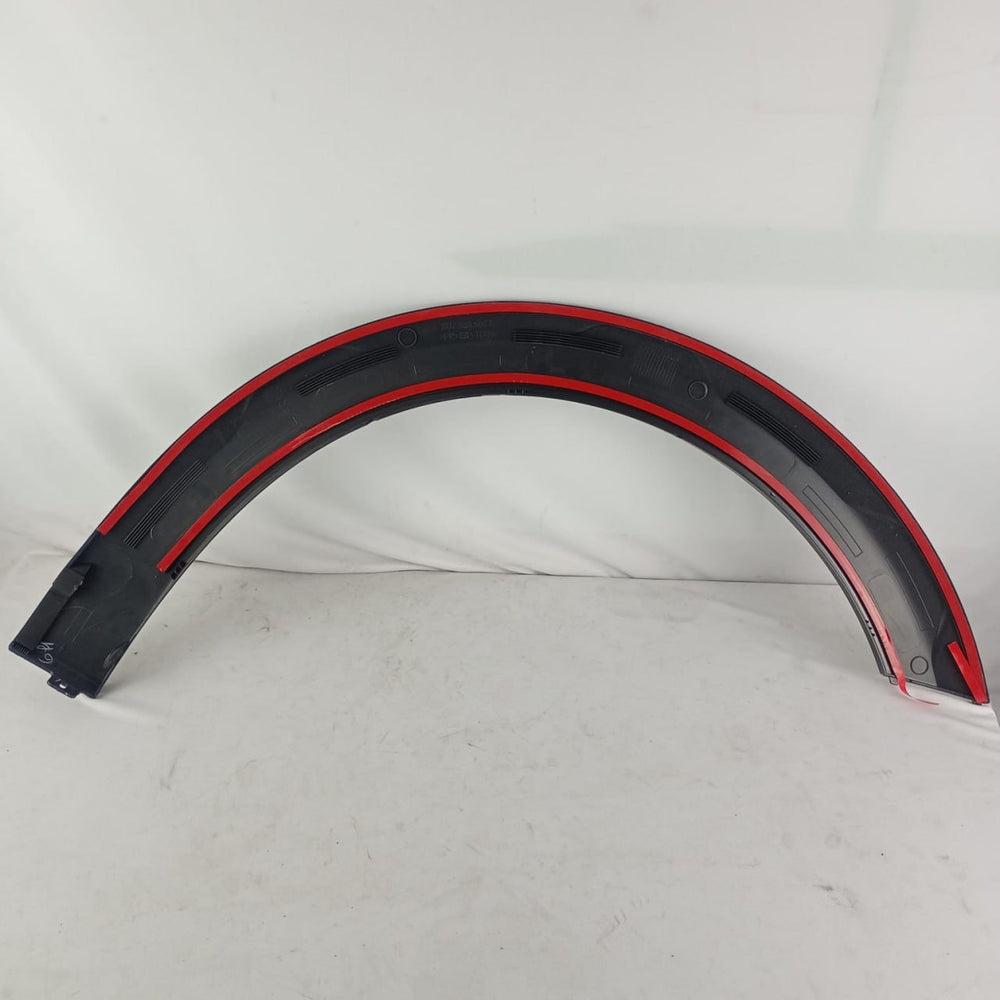Moldura Paralama Diant Esq VW Saveiro G8 2023/2026