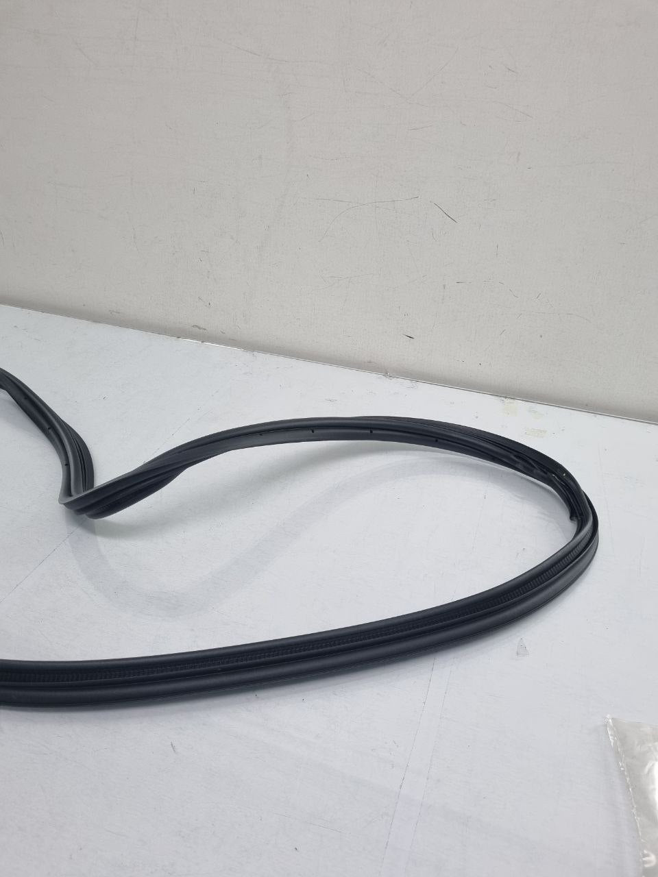 Borracha Vedação Porta Malas Chevrolet Prisma 2013/2019 Nova