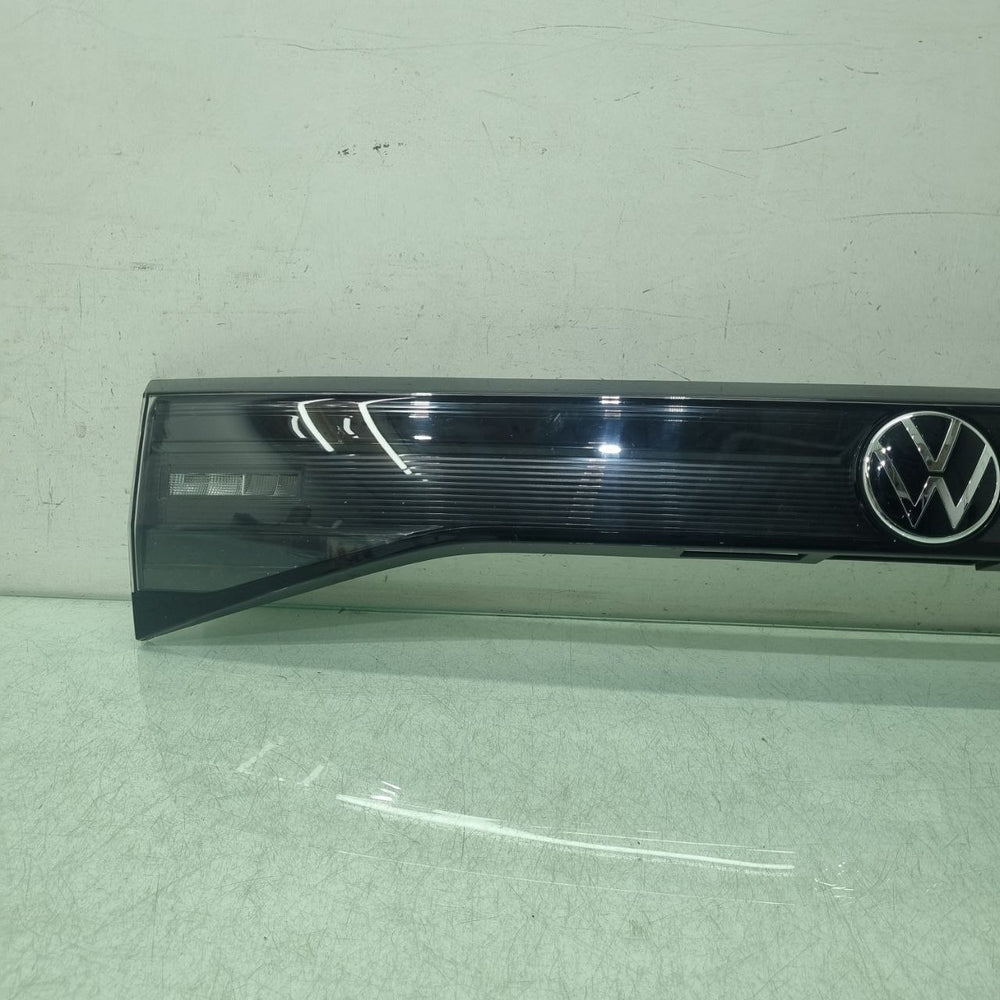 Lanterna Central Tampa VW T-Cross 2025/2026 Usada