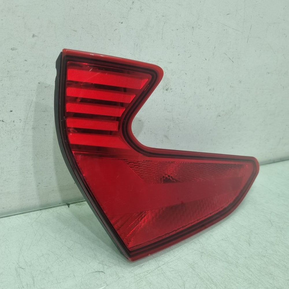 Lanterna Tras Esq Hyundai HB20 2012/2019 Usada