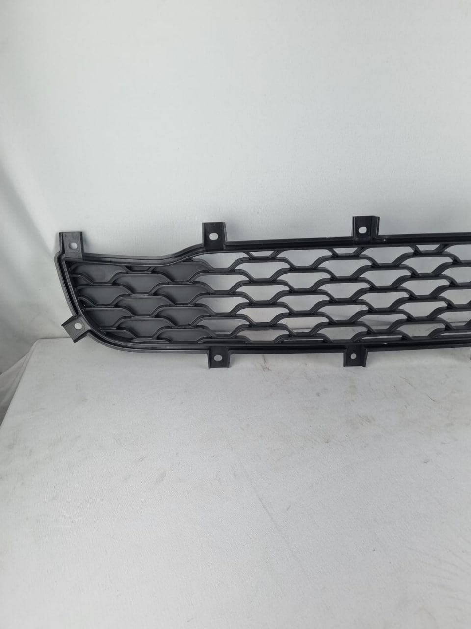 Grade Inf Parachoque Fiat Strada 2014/2020 Nova
