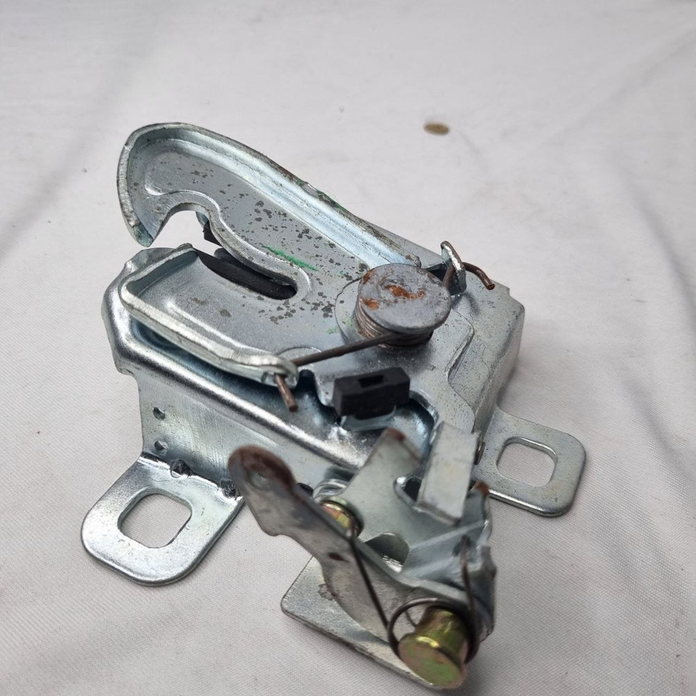 Fechadura Capô Fiat Palio 2004/2012 Usado