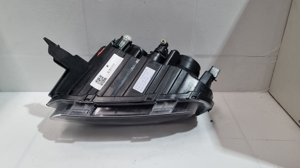 Farol Diant Esq Renault Kwid 2023/2025 Usado