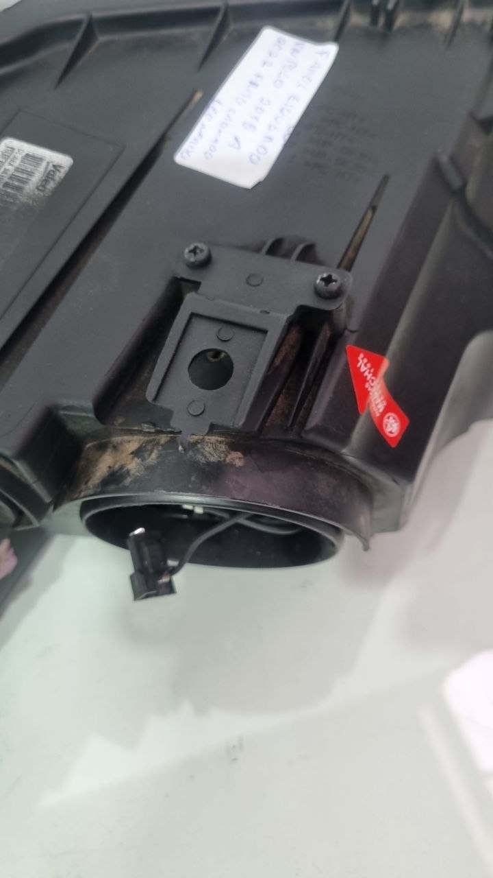 Farol Diant Esq VW Polo 2018/2022 Usado