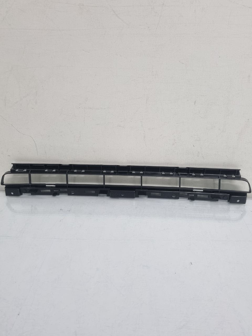 Grade Inferior Parachoque Dianteiro Audi A4 B9 2017/2018 Nova